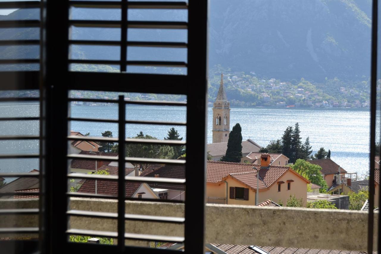 Apartments Dobrisa Kotor Exterior photo